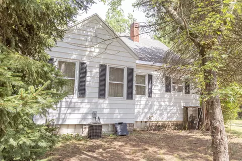 Exterior - 425 6th, Baldwin, MI 49304 photo 6 of 7