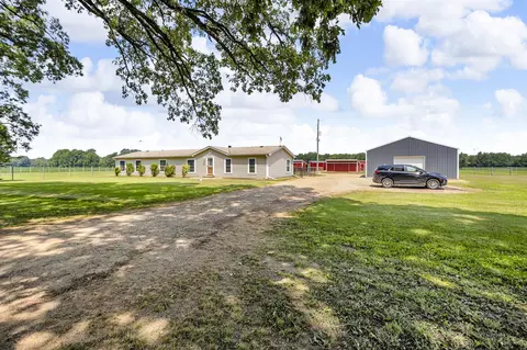 24623 P Dr S, Homer, MI 49245