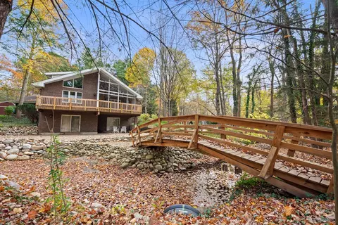 6627 Terry, Sawyer, MI 49125