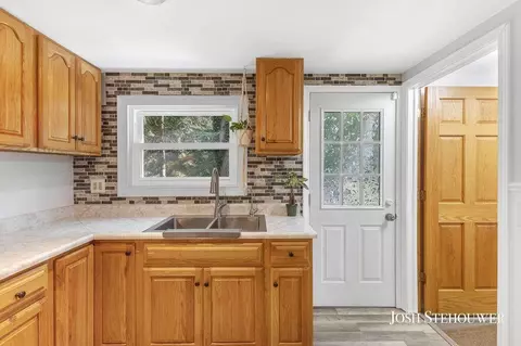 678 Pierce, Plainwell, MI 49080 photo 11