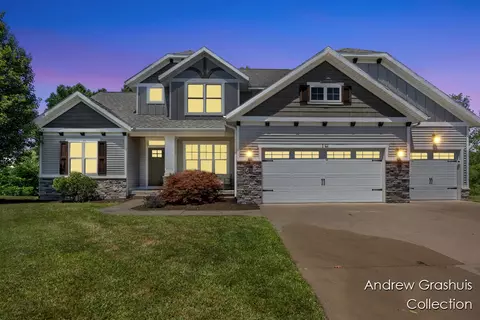 Exterior - 10 Fox Pt, Ada, MI 49301 photo 4 of 7