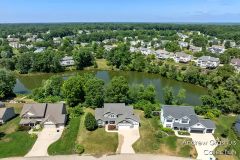 View/Area - 10 Fox Pt, Ada, MI 49301 photo 1 of 1
