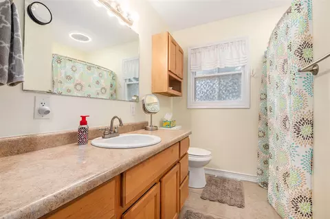 Bath - 2430 140th, Dorr, MI 49323 photo 1 of 2