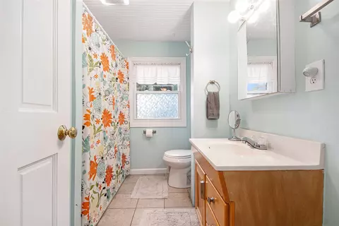 Bath - 2430 140th, Dorr, MI 49323 photo 2 of 2