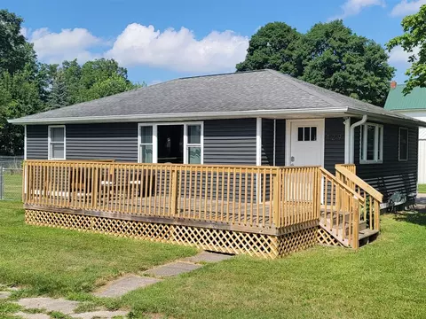 129 Oak, Freeport, MI 49325