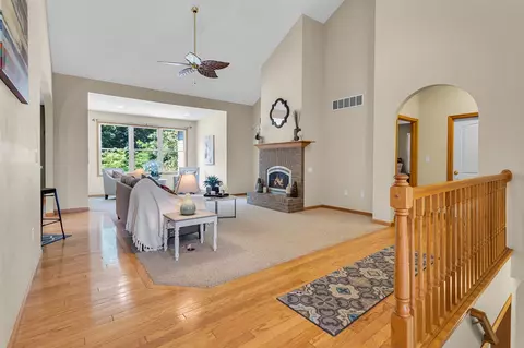 2128 Scenic Hls, Jackson, MI 49201 photo 8
