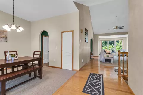 2128 Scenic Hls, Jackson, MI 49201 photo 5