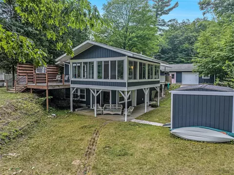 6706 E Carrigan, Newaygo, MI 49337