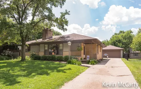 1857 Hutchinson, Grand Rapids, MI 49506