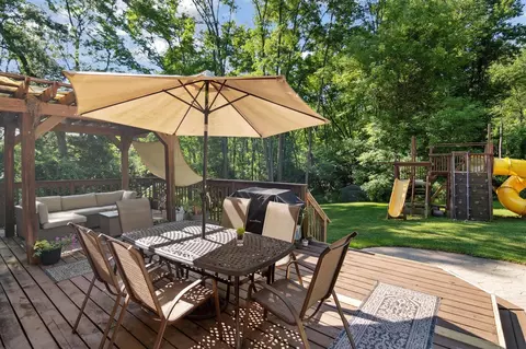 Exterior - 3685 Kibby, Jackson, MI 49201 photo 9 of 16