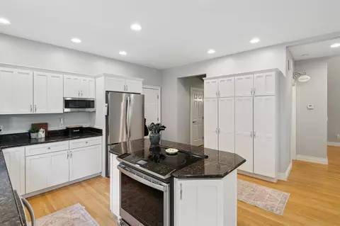 Kitchen - 3685 Kibby, Jackson, MI 49201 photo 4 of 5