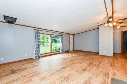 31375 Brandywine, Gobles, MI 49055 photo 11