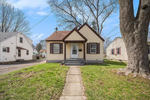 2820 Lowell, Kalamazoo, MI 49001