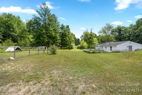 Exterior - 9583 E 5 Mile, Big Rapids, MI 49307 photo 11 of 16