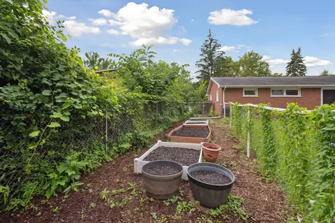 2010 Brampton Ct, Ann Arbor, MI 48103 photo 29