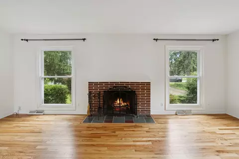 2010 Brampton Ct, Ann Arbor, MI 48103 photo 6