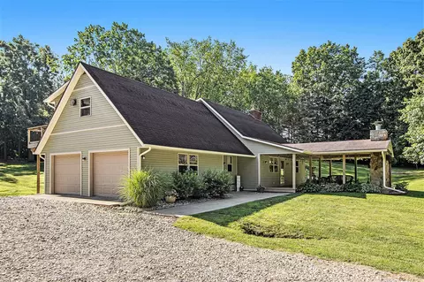 33 2nd, Plainwell, MI 49080