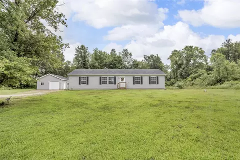 955 Crispell, Clarklake, MI 49234
