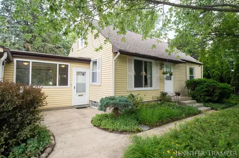 4001 Hillsdale, Grand Rapids, MI 49525