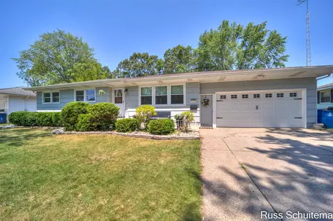 1434 Cornell, Muskegon, MI 49441