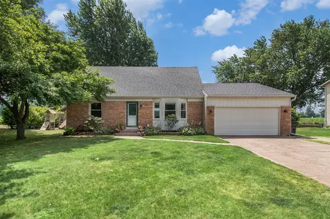 5048 15 Mile, Cedar Springs, MI 49319