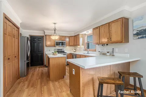 Kitchen - 153 Colonial, Augusta, MI 49012 photo 1 of 2