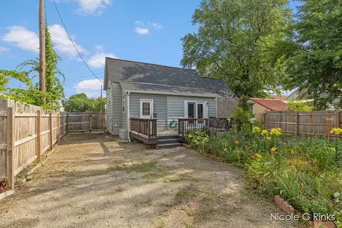 911 Baldwin, Grand Rapids, MI 49506