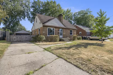 844 Cricklewood, Wyoming, MI 49509