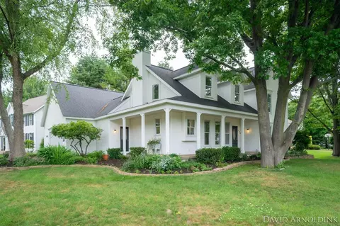 401 Erin Isle, Holland, MI 49424