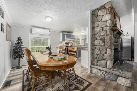 Dining - 797 Beaver, Bitely, MI 49309 photo 1 of 1