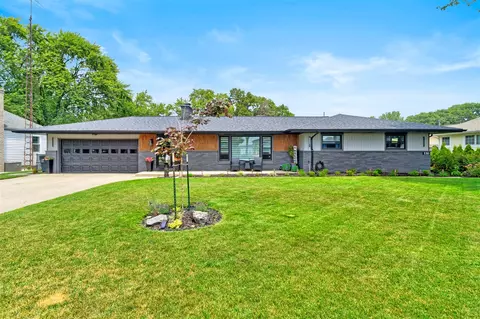 330 Ruddiman, North Muskegon, MI 49445