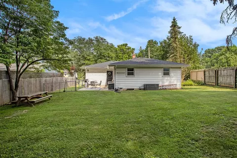 Exterior - 313 Ferguson, Marshall, MI 49068 photo 2 of 3