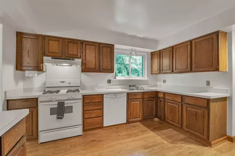 2145 Steeplechase, Ann Arbor, MI 48103 photo 16