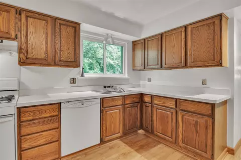 2145 Steeplechase, Ann Arbor, MI 48103 photo 18
