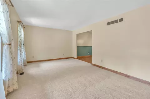 2145 Steeplechase, Ann Arbor, MI 48103 photo 9