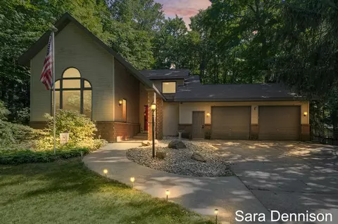 1026 Alan, Fremont, MI 49412