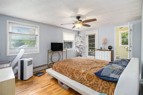 Bedroom - 819 Thomas, Plainwell, MI 49080 photo 2 of 3
