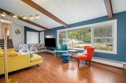 Living - 819 Thomas, Plainwell, MI 49080 photo 3 of 3