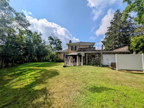 Exterior - 202 W Main, Stanton, MI 48888 photo 4 of 10