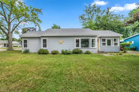 171 State, Hillsdale, MI 49242