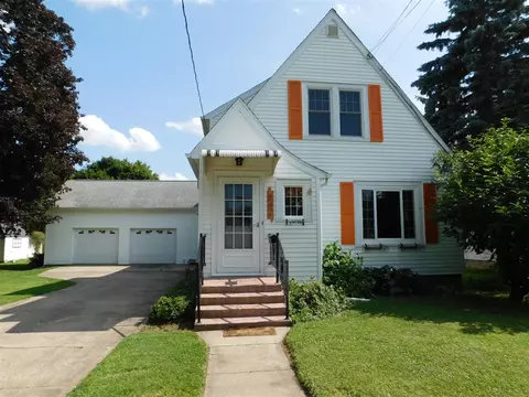 842 E Michigan, Marshall, MI 49068