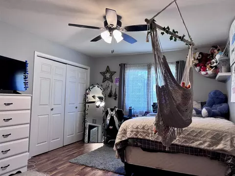 Bedroom - 69361 Carls, Sturgis, MI 49091 photo 2 of 7