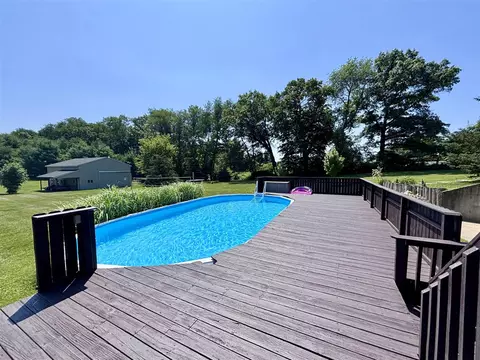 Exterior - 69361 Carls, Sturgis, MI 49091 photo 24 of 27