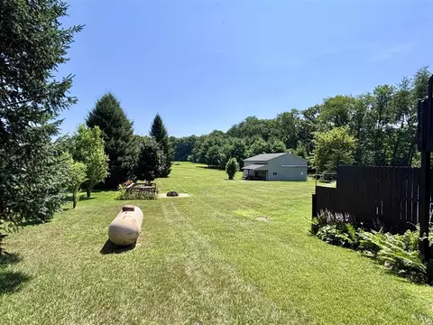 Exterior - 69361 Carls, Sturgis, MI 49091 photo 8 of 27