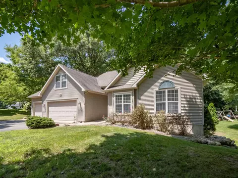 8816 Hathaway, Kalamazoo, MI 49009