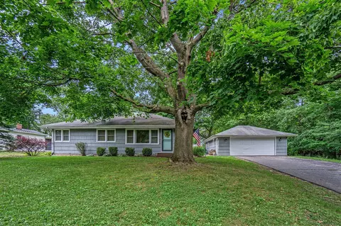 1702 Harvey, Kalamazoo, MI 49006