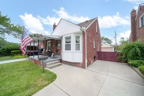 764 Lincoln, Lincoln Park, MI 48146
