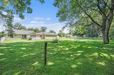 Exterior - 984 106th, Plainwell, MI 49080 photo 5 of 6