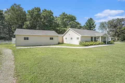 Exterior - 984 106th, Plainwell, MI 49080 photo 2 of 6