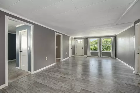 Living - 984 106th, Plainwell, MI 49080 photo 3 of 3